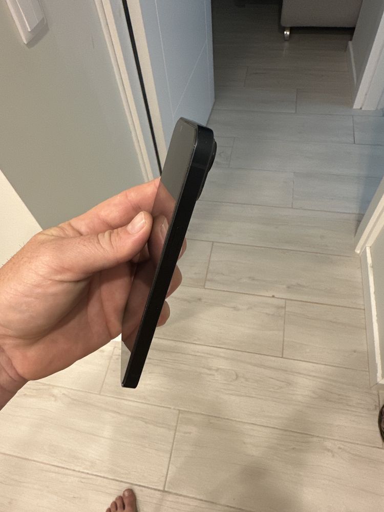 Iphone 14 128g muito novo