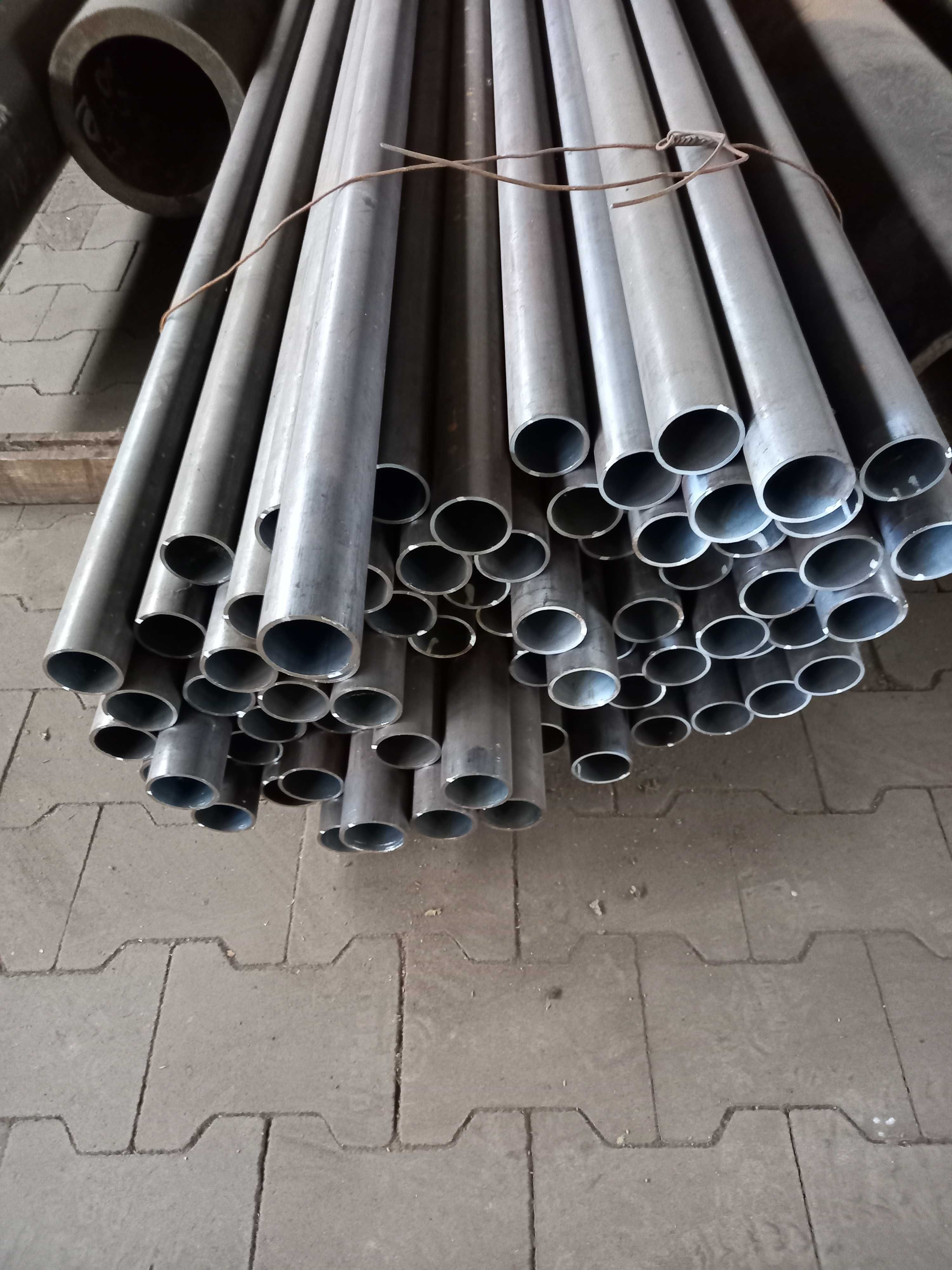 nowe rurki stalowe 54x3,2