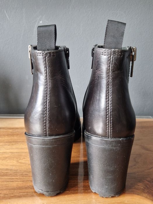 Ботільйони шкіряні чорні Vagabond 39р.