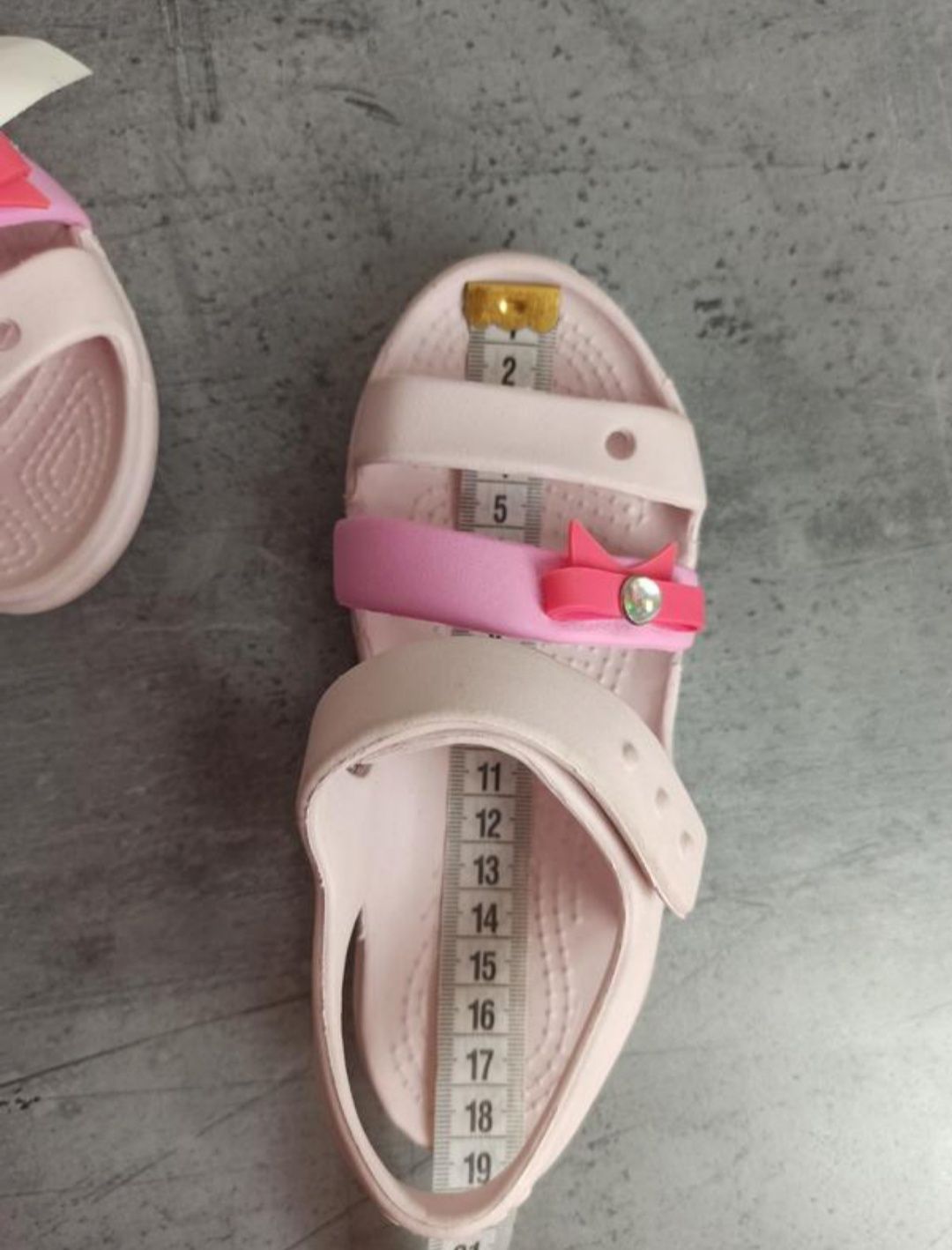 Adidas, оригінал. (17 см.)Кросівки на дівчинку
