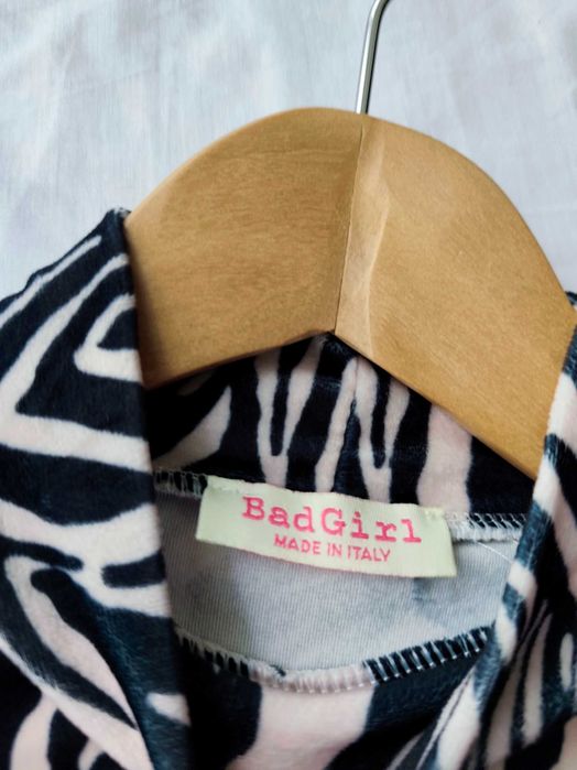 Welurowa bluzka z długim rękawem zebra zwierzęcy wzór kremowo czarna