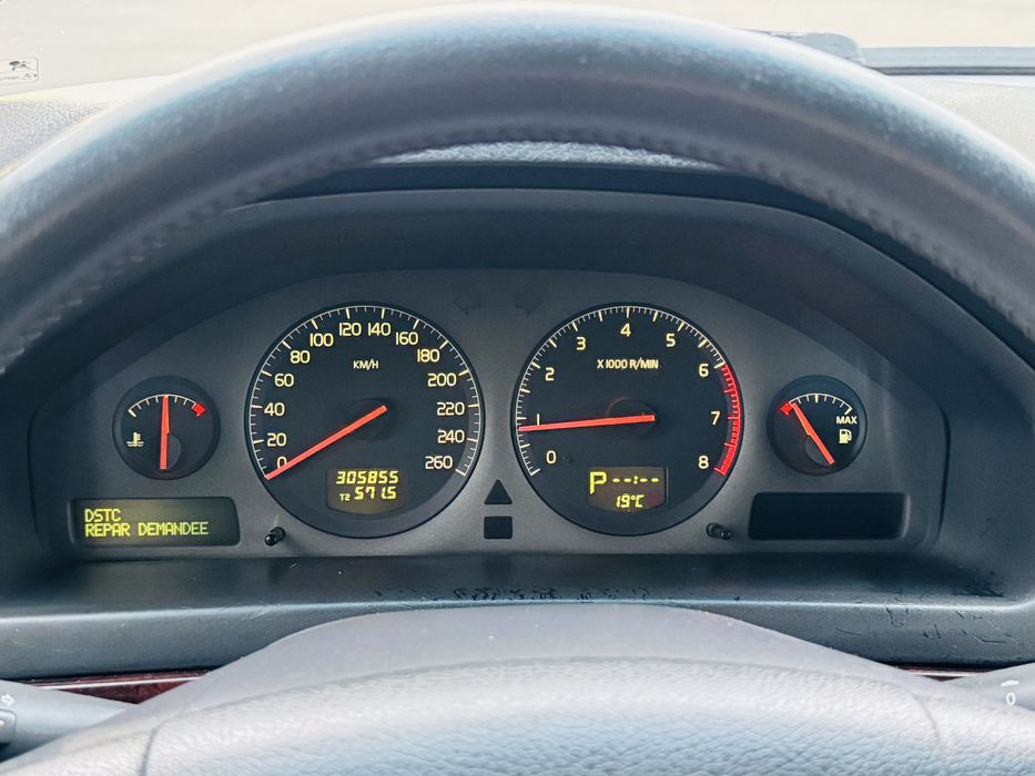 Продам Volvo S80 в хорошем состоянии