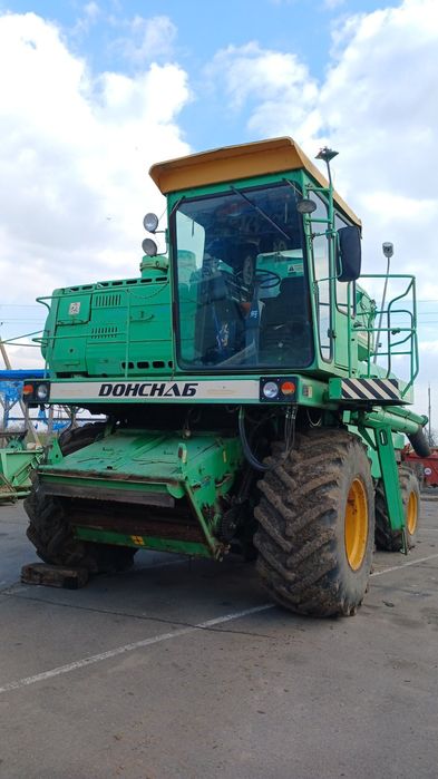 Комбайн дон 1500б