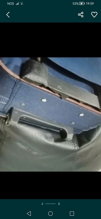 Estojo de higiene+2 malas de cabine 

Lev