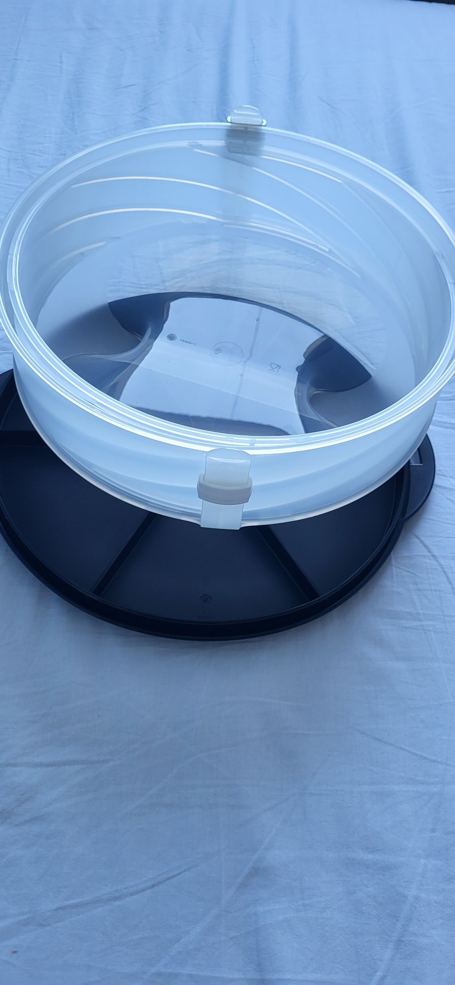 Tupperware pojemnik na tort