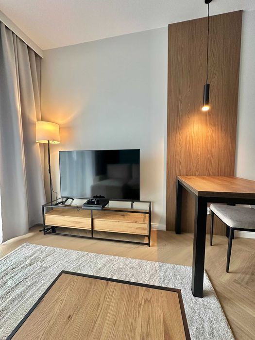 Nowa przytulna kawalerka plus duży balkon -  ul. Hallera 204