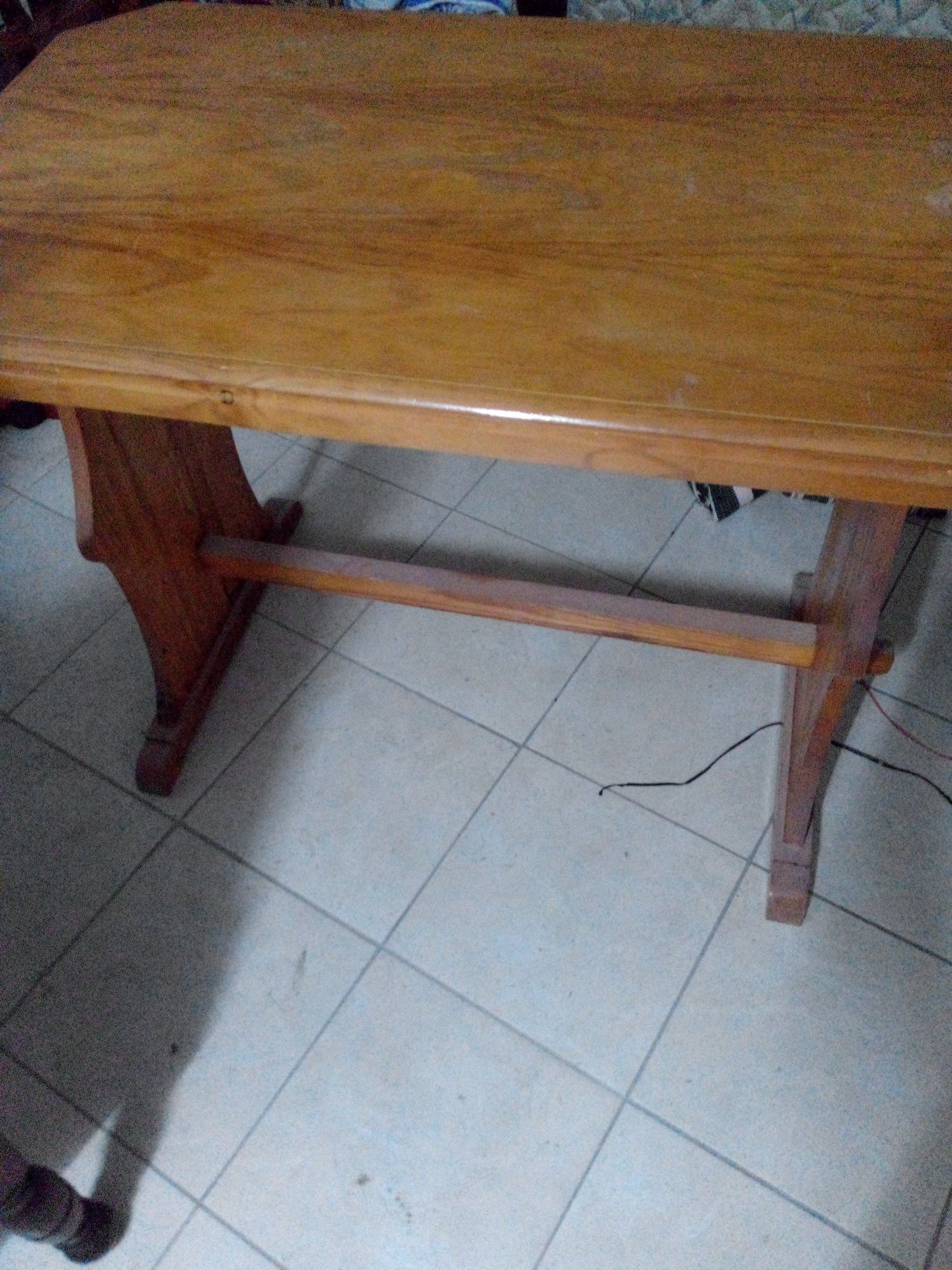 Mesa de Refeição e cadeiras