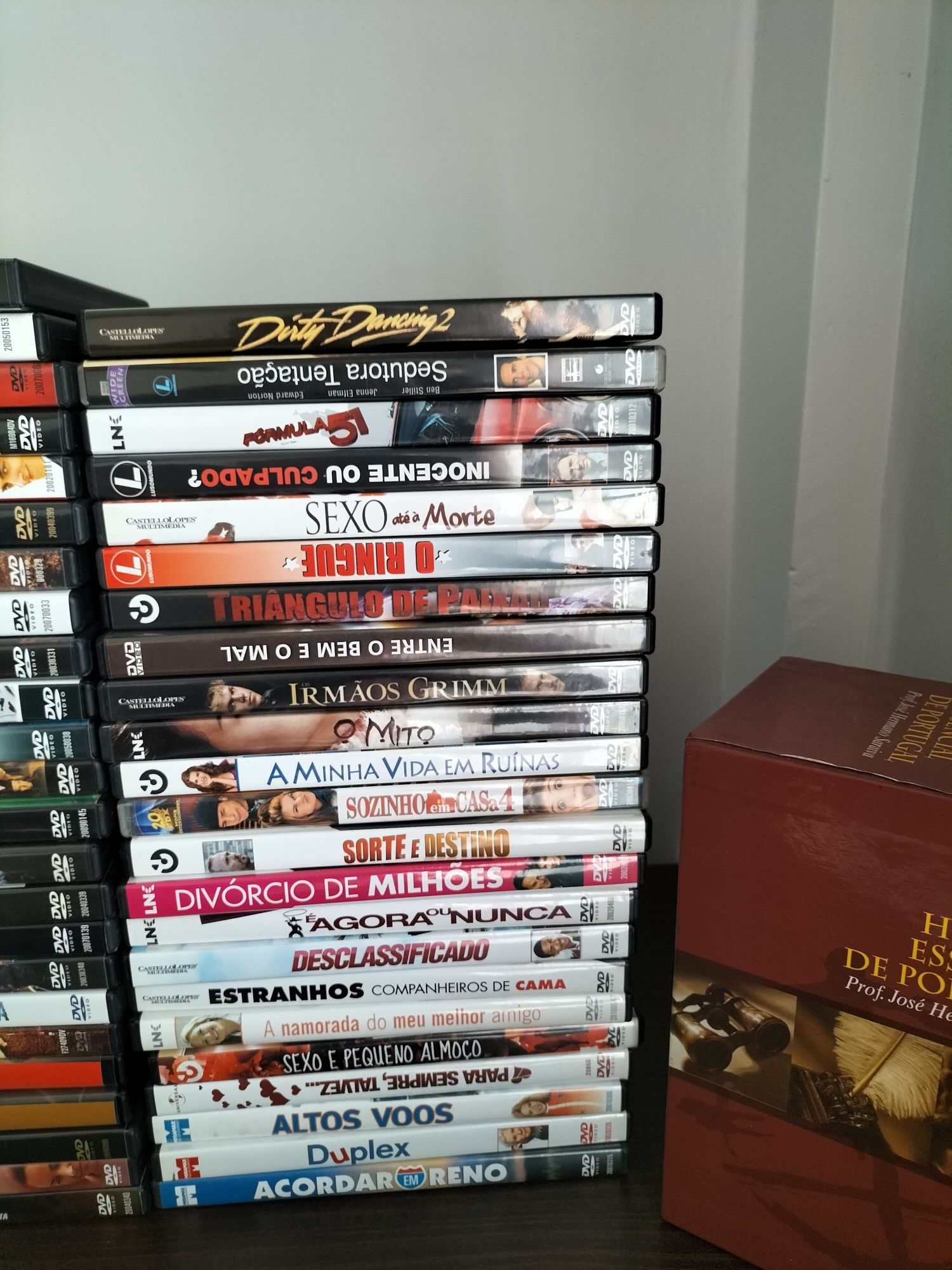 72 Filmes em DVD por 70 euros - 70s 80s 90s 2000s