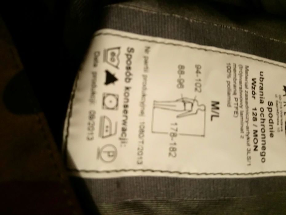 spodnie wojskowe  ubrania ochronnego-laminat z membraną- M/L,