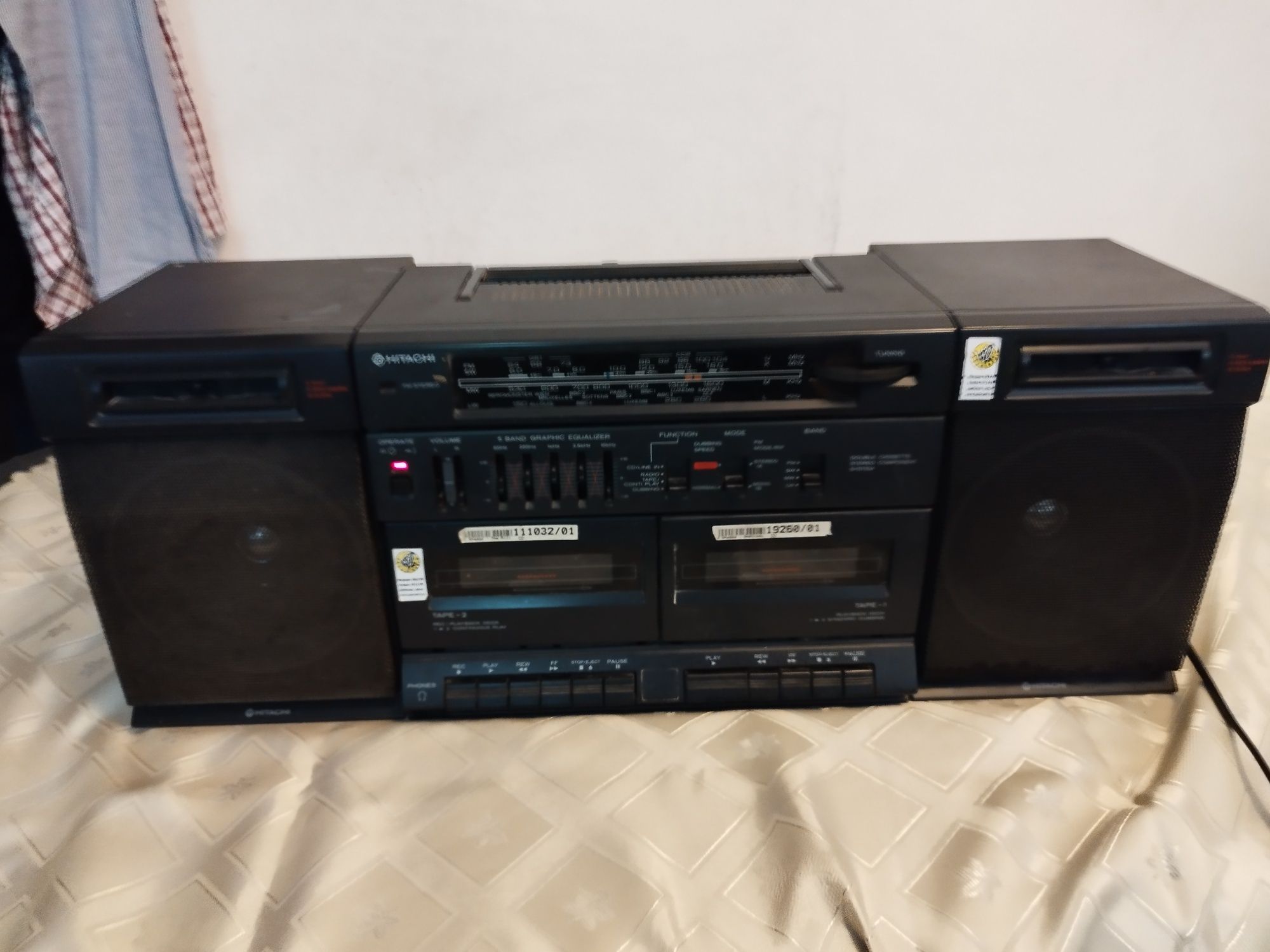 Radio Hitachi YRK