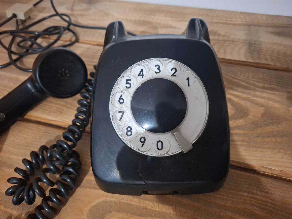 Telefon stacjonarny PRL