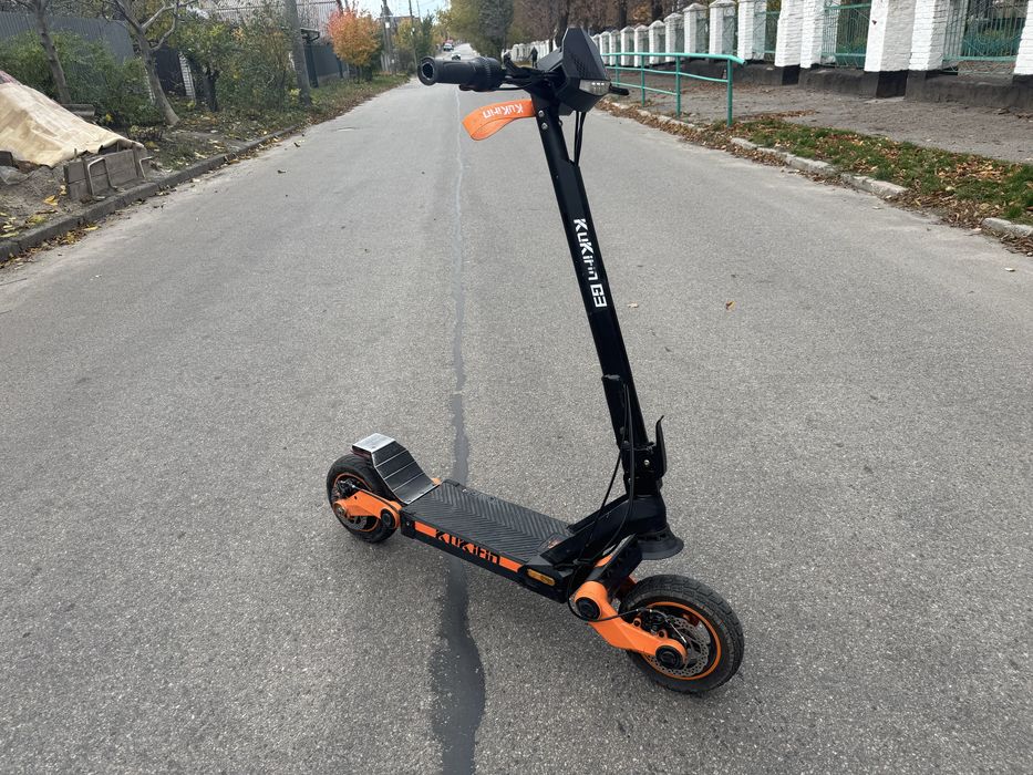 Продам самокат kugoo g3 2025