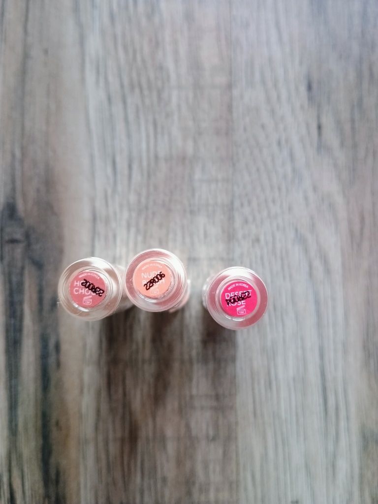 Cle Melting Lip Powder long lasting Matte lip & cheek tint 3 sztuki