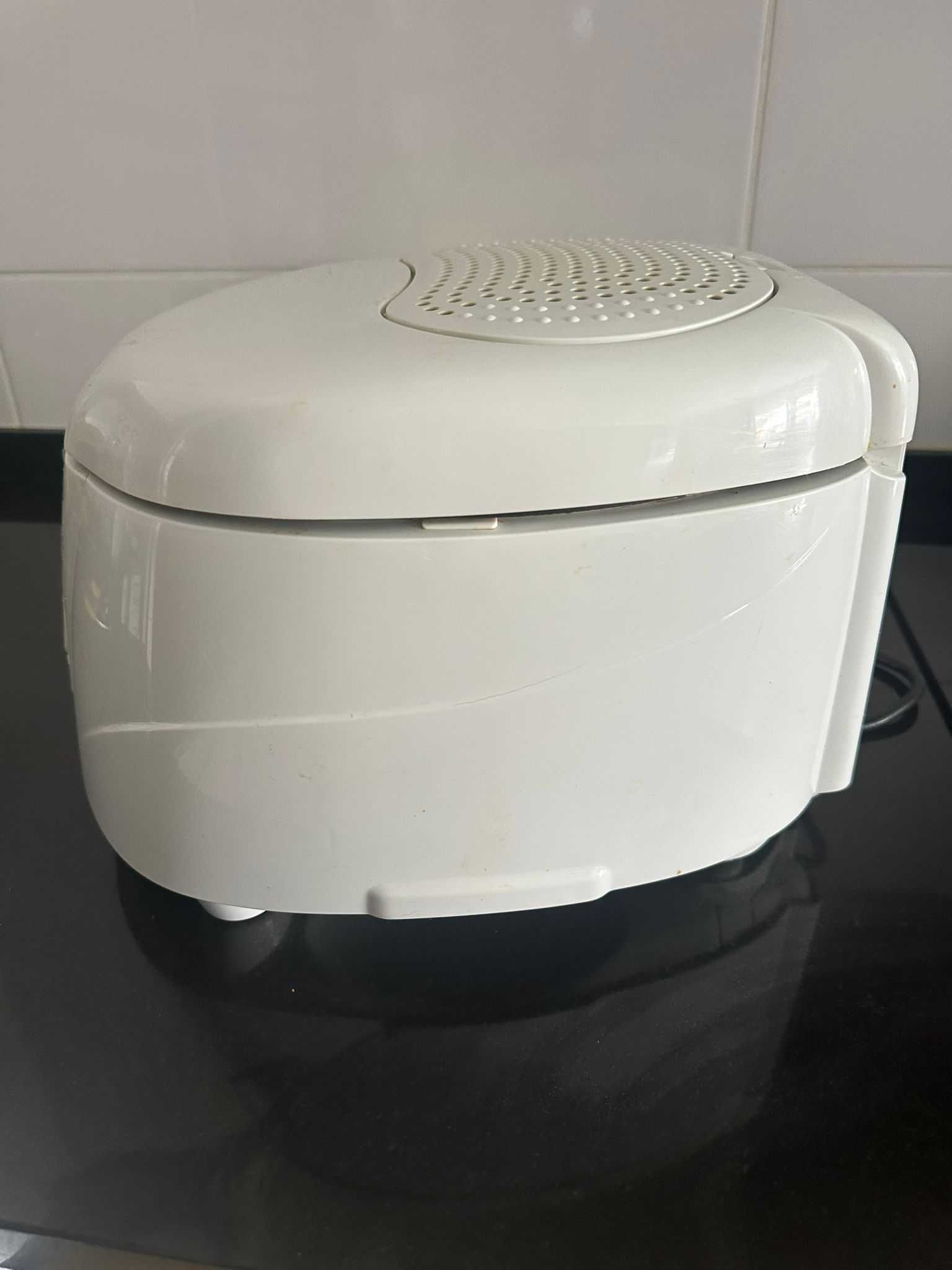 Fritadeira com Óleo DELONGHI Rotofry (1 kg)
