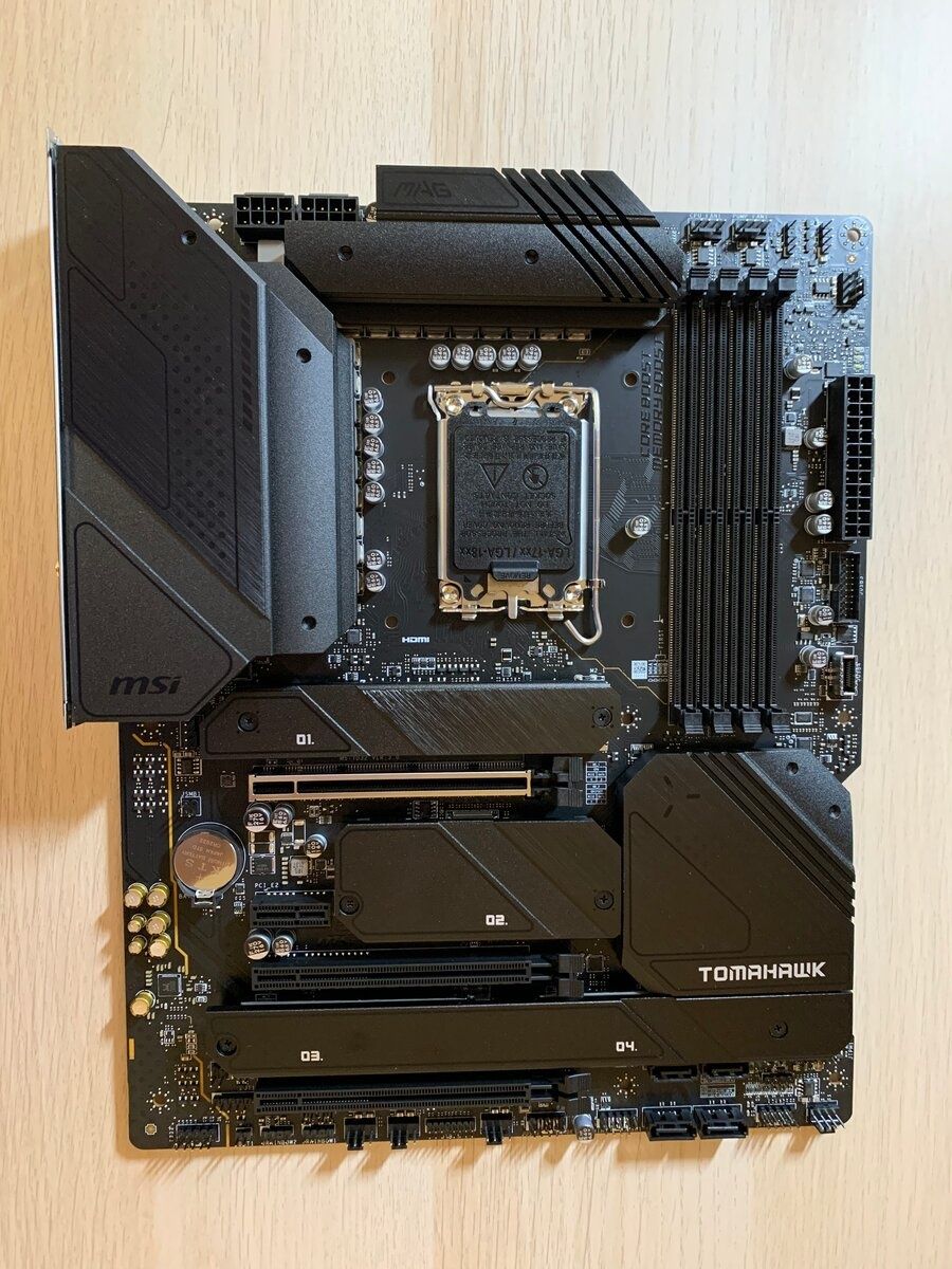 msi z690 tomahawk wfi dd4 + ddr4 2×16 4000mhz cl16 16gb