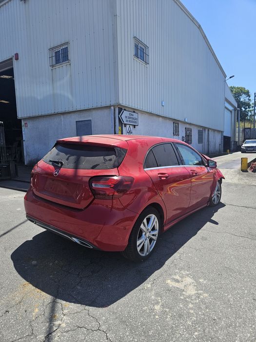 Mercedes-Benz Class A 200 CDi de 2017 para peças