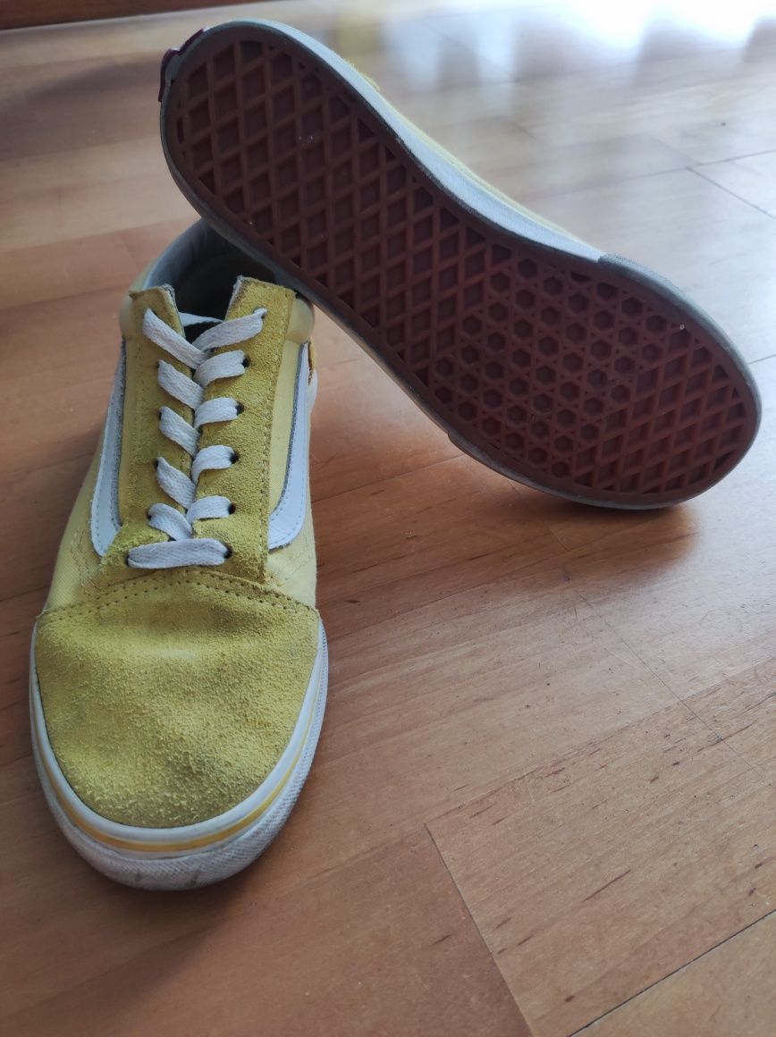 Ténis Vans Old Skool Amarelos [37]