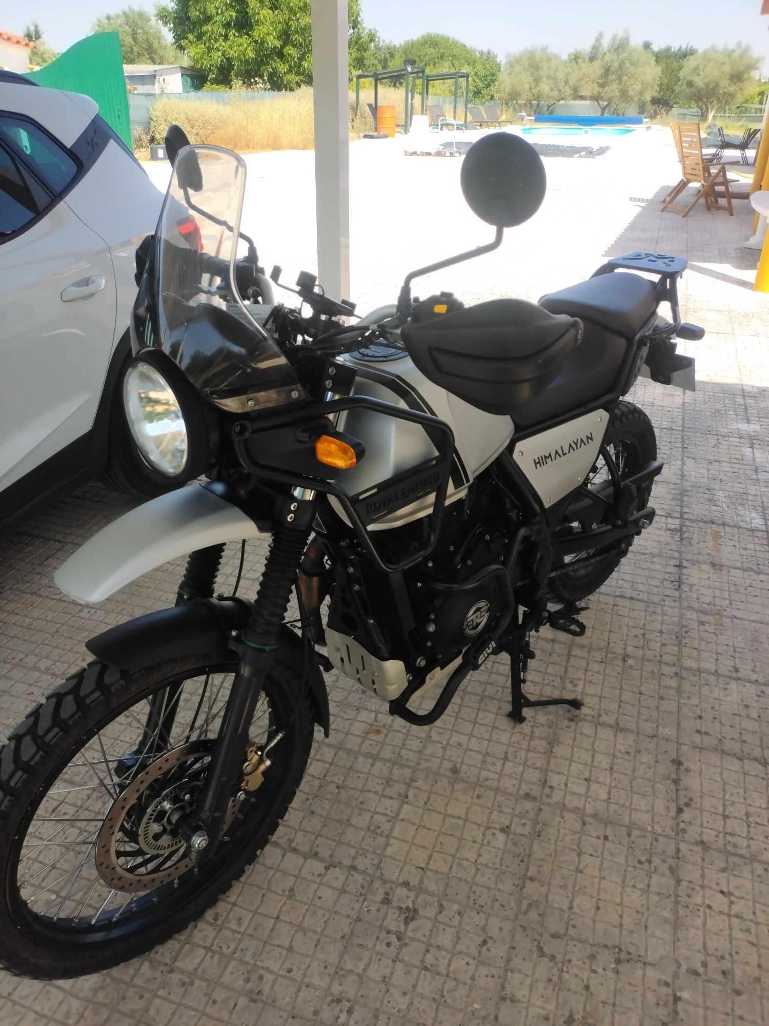 Moto Royal Enfield Himalaia ano 2022 cilindrada 411cc