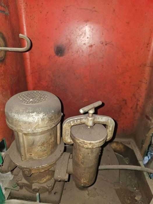 Zbiornik na ropę, beczka z dystrybutorem