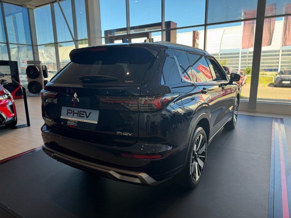 Mitsubishi Outlander Instyle, 2025r.