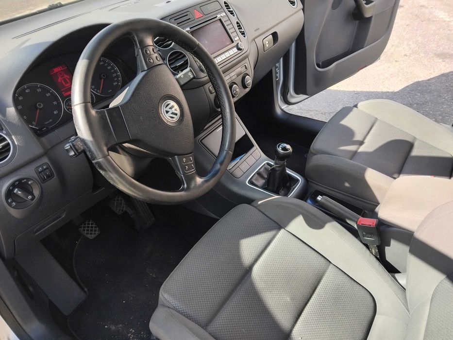 Volkswagen golf plus