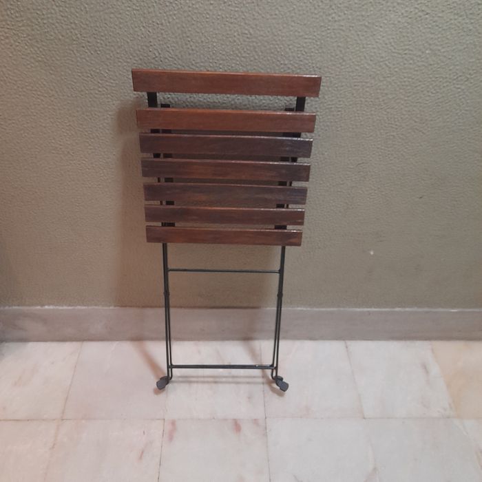 Cadeira utilitária e jardim