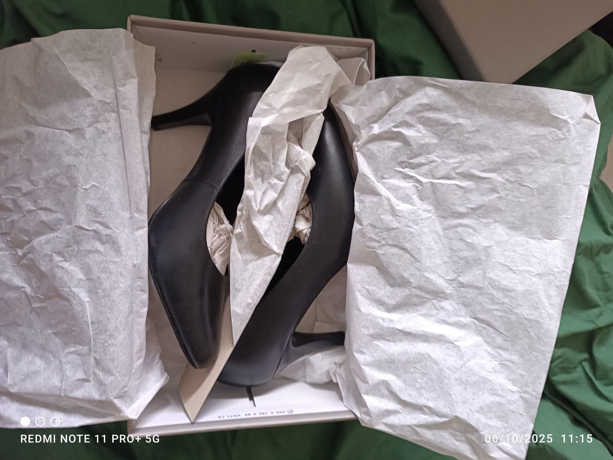 NOWE Buty damskie Lasocki, r 38
