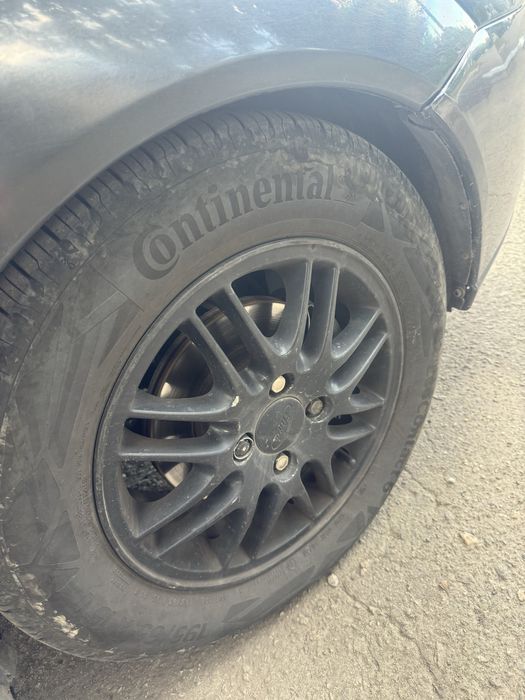 Продам своего форда