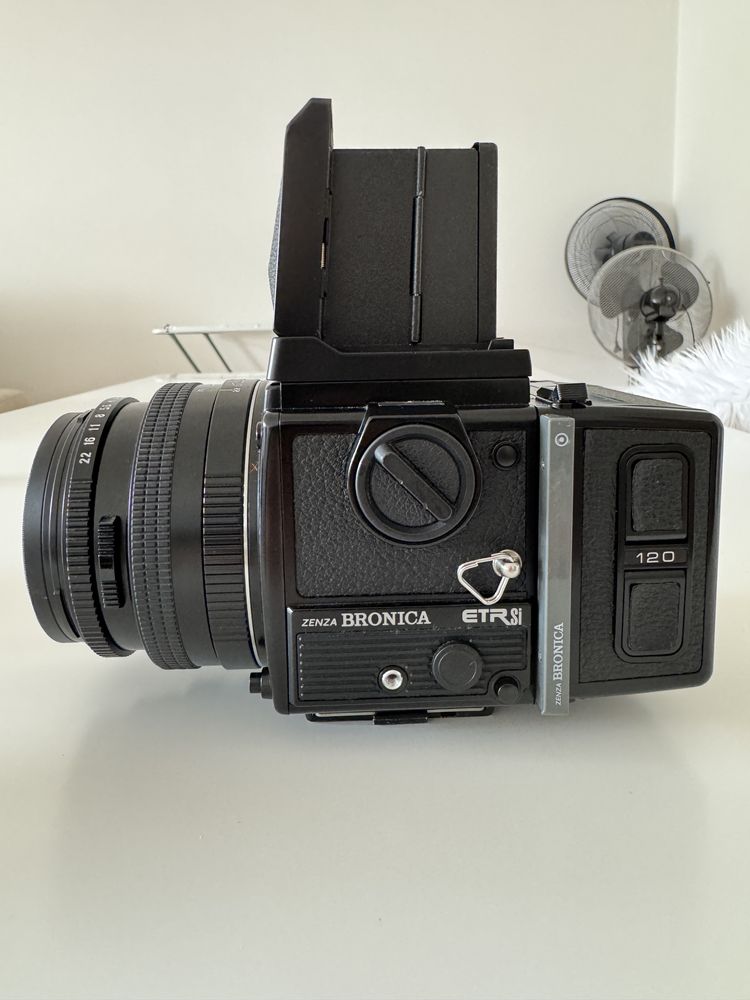 Zenza Bronica ETRSi (Lisboa, Porto ou Coimbra)