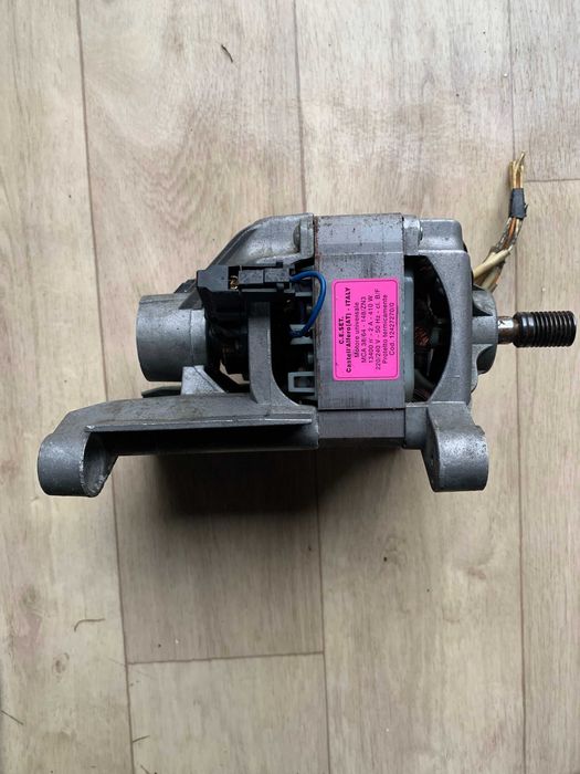 Двигун для пральної машини Zanussi MCA 38/64-148/ZN 3