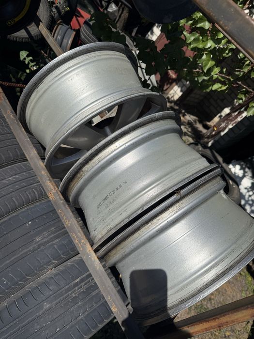 Продам три диски R 15 5/100