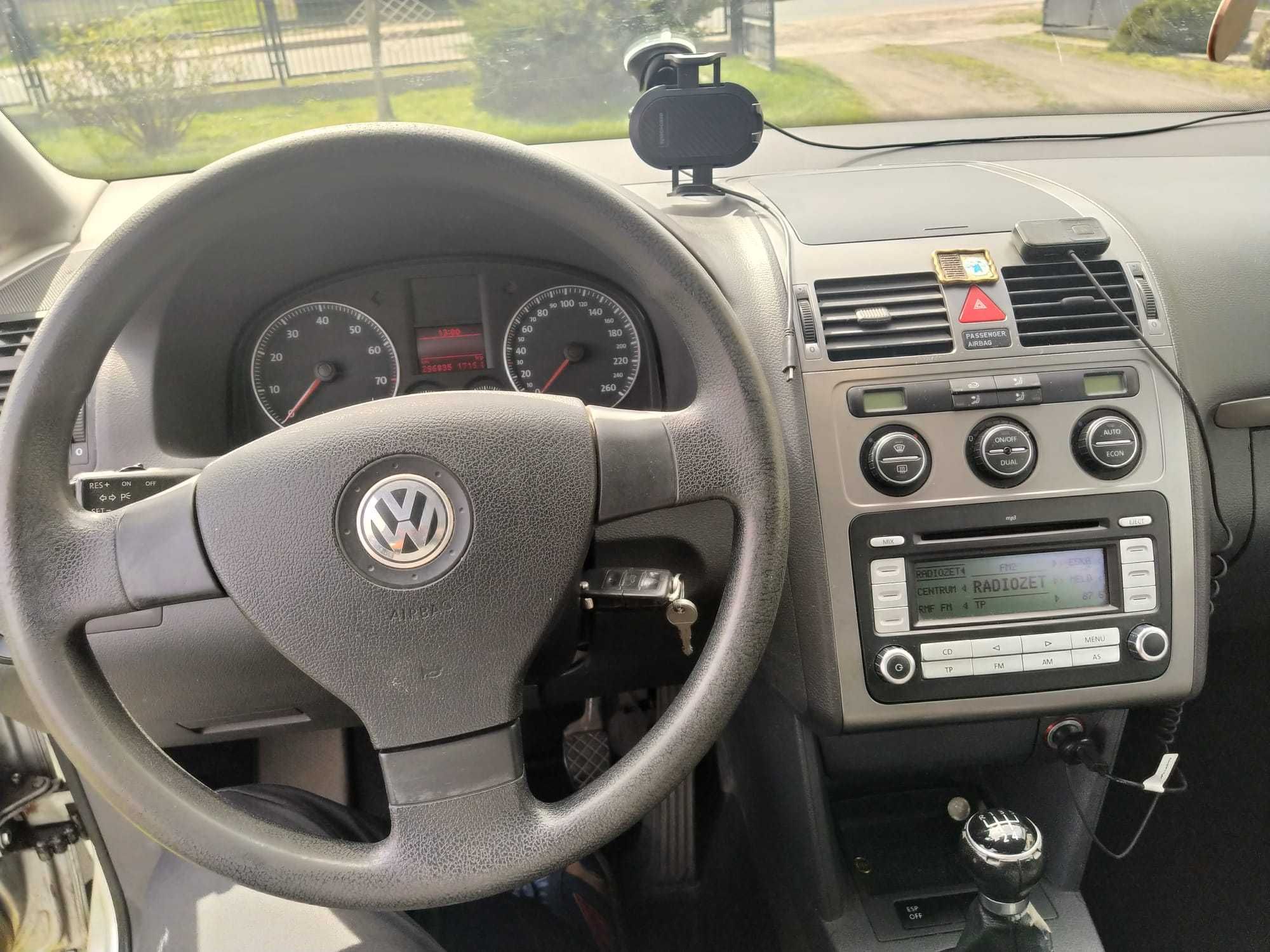 Volkswagen Touran VW Touran 1.6 MPI 101KM 7-os