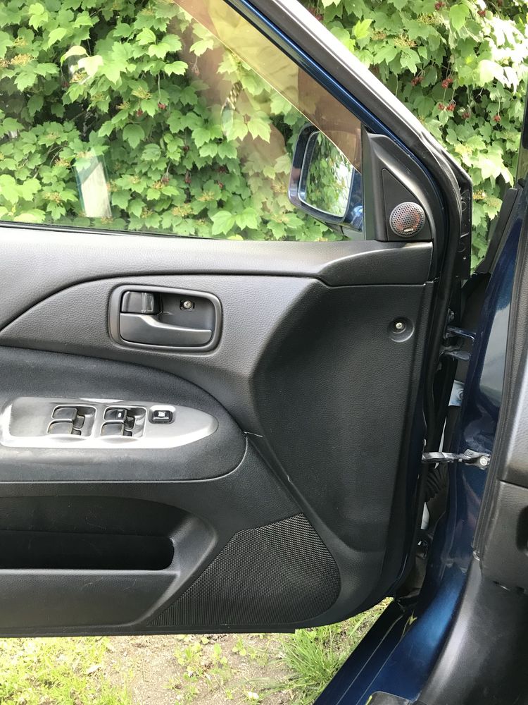 Mitsubishi Lancer 9