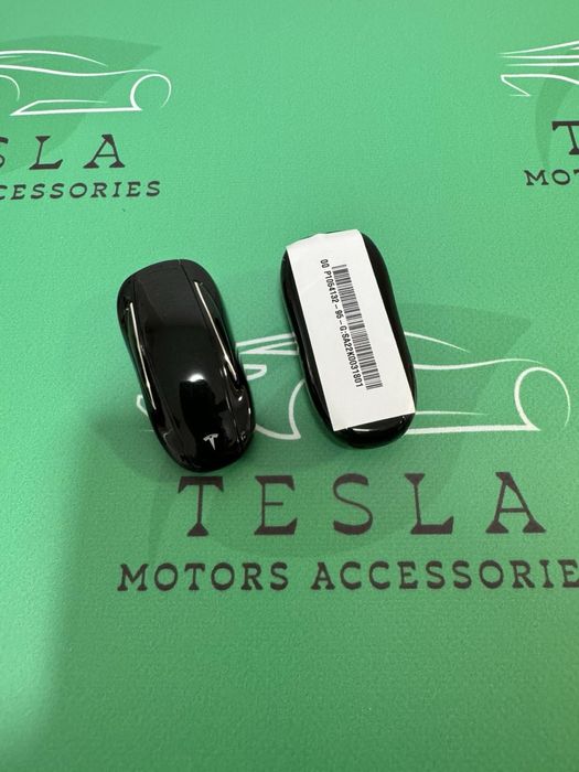 Оригінальний Новий!Ключ машинка TESLA model X та X plaid