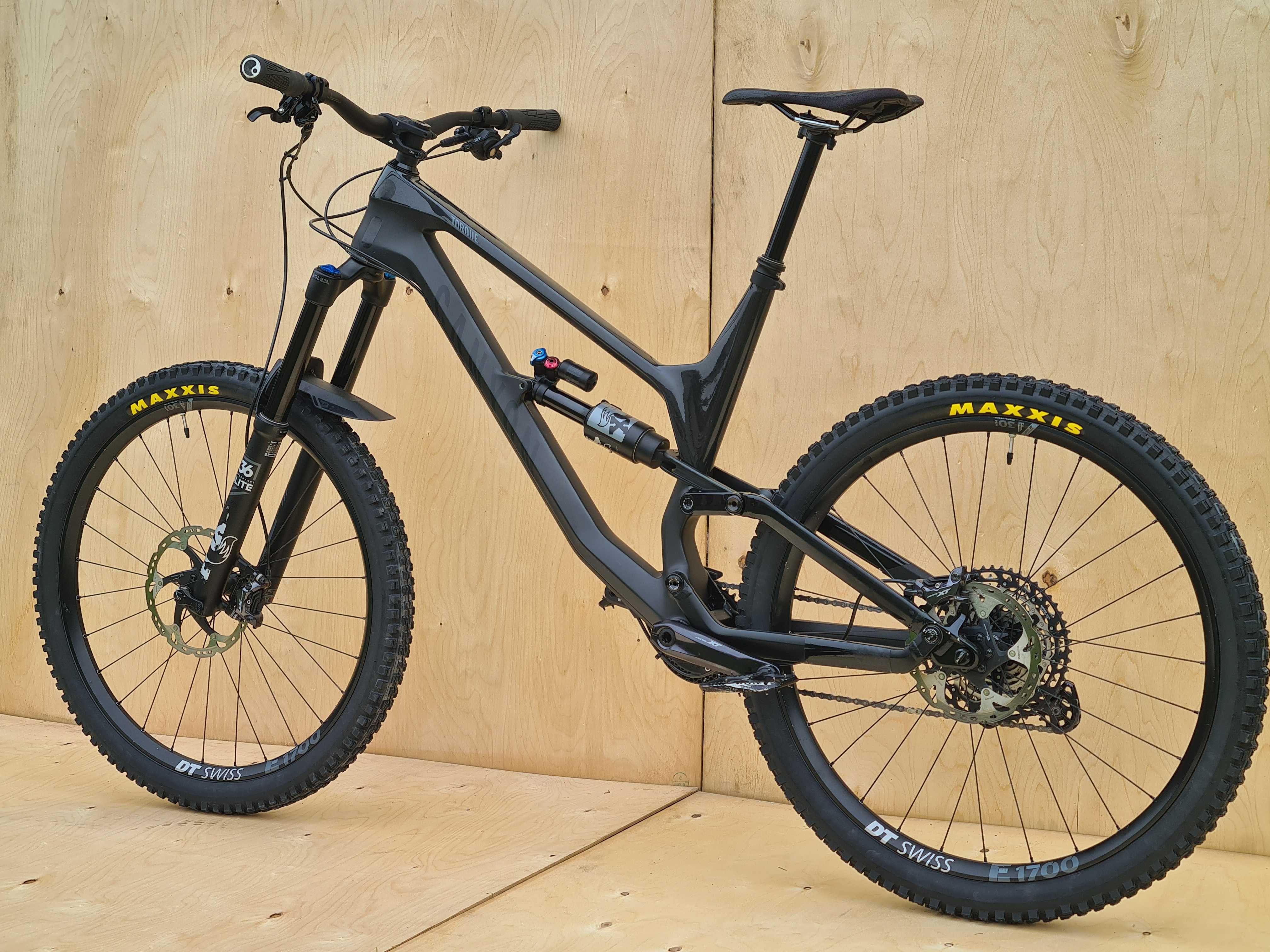 MEGA jak NOWY Canyon Torque CF8 XL Carbon Fox Elite XT ENDURO rower !!