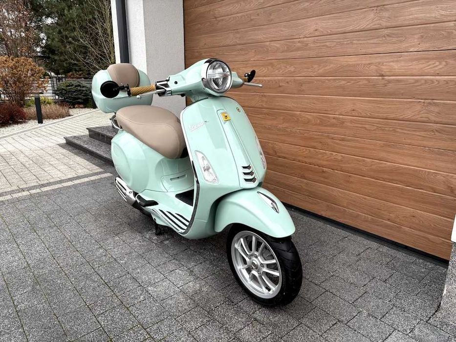 Piekna Vespa Primavera 50 ++ Skuter zarezerwowany