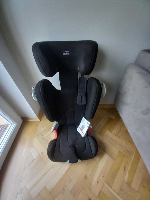 Fotelik samochodowy Britax Romer Kidfix II XP Sict Black 15-36 kg