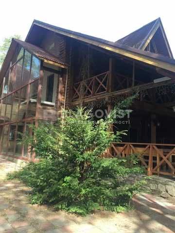 без %Ресторанний компл. 1200м2, сосновий бір, у власності 2 га фасад