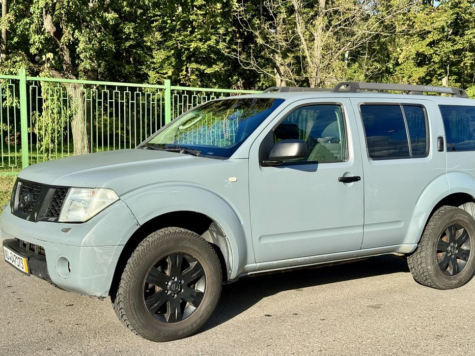 Nissan Pathfinder 2006 2.5