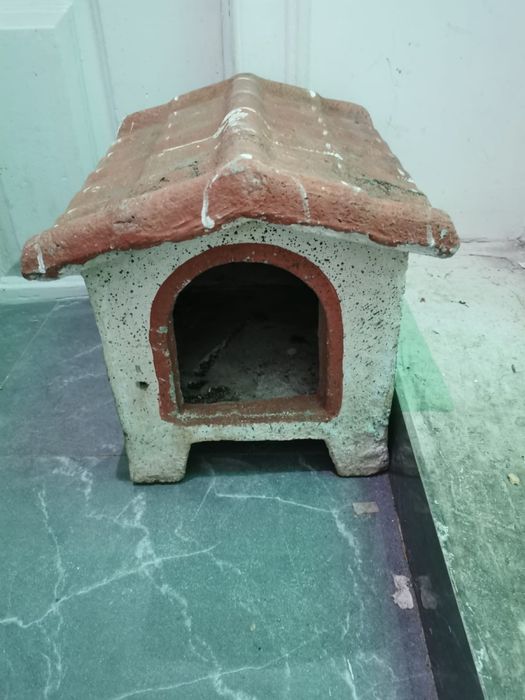 Casa em pedra para cão
