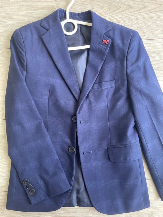 Школьная форма для первоклассника