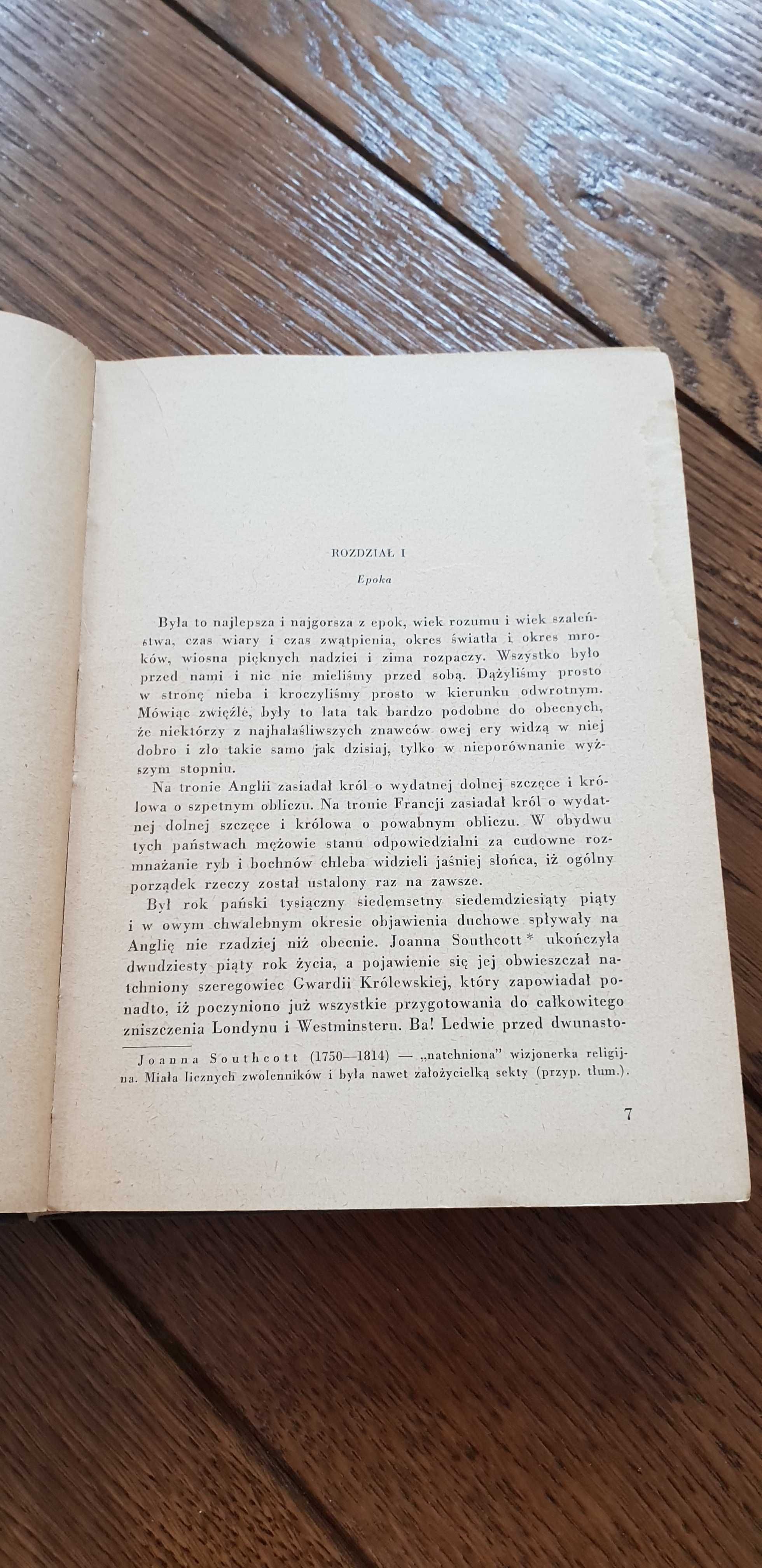 Książka rok 1960 "Opowieść o dwóch miastach" Karol Dickens