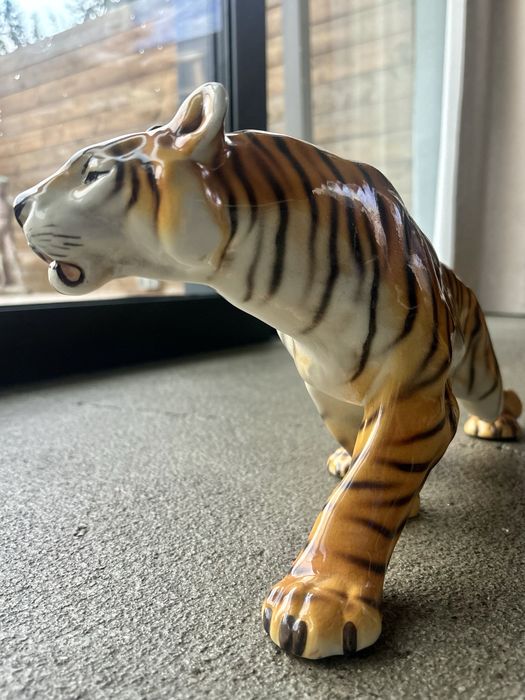 Duża Figura Porcelanowy Tygrys Royal Dux Czechosłowqcja lata 1960te