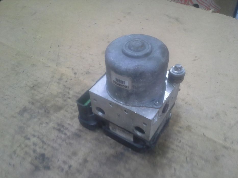 Chevrolet Cobalt SS 2.0 GT pompa, sterownik ABS