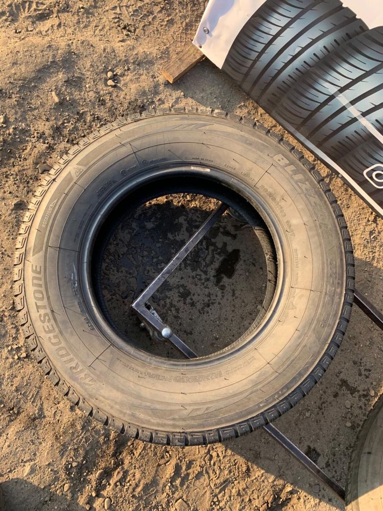 Шини 205/80 R16 Bridgestone зима 2021 рік 6,5 мм