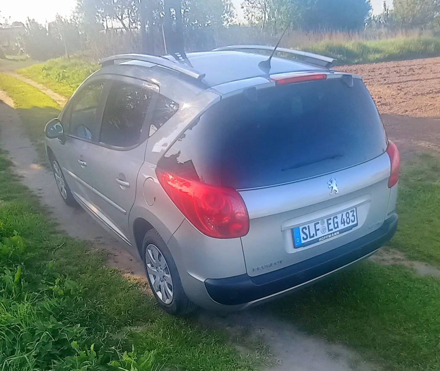 Peugeot 207 SW klima Panorama Dach 1.6 16v 120km