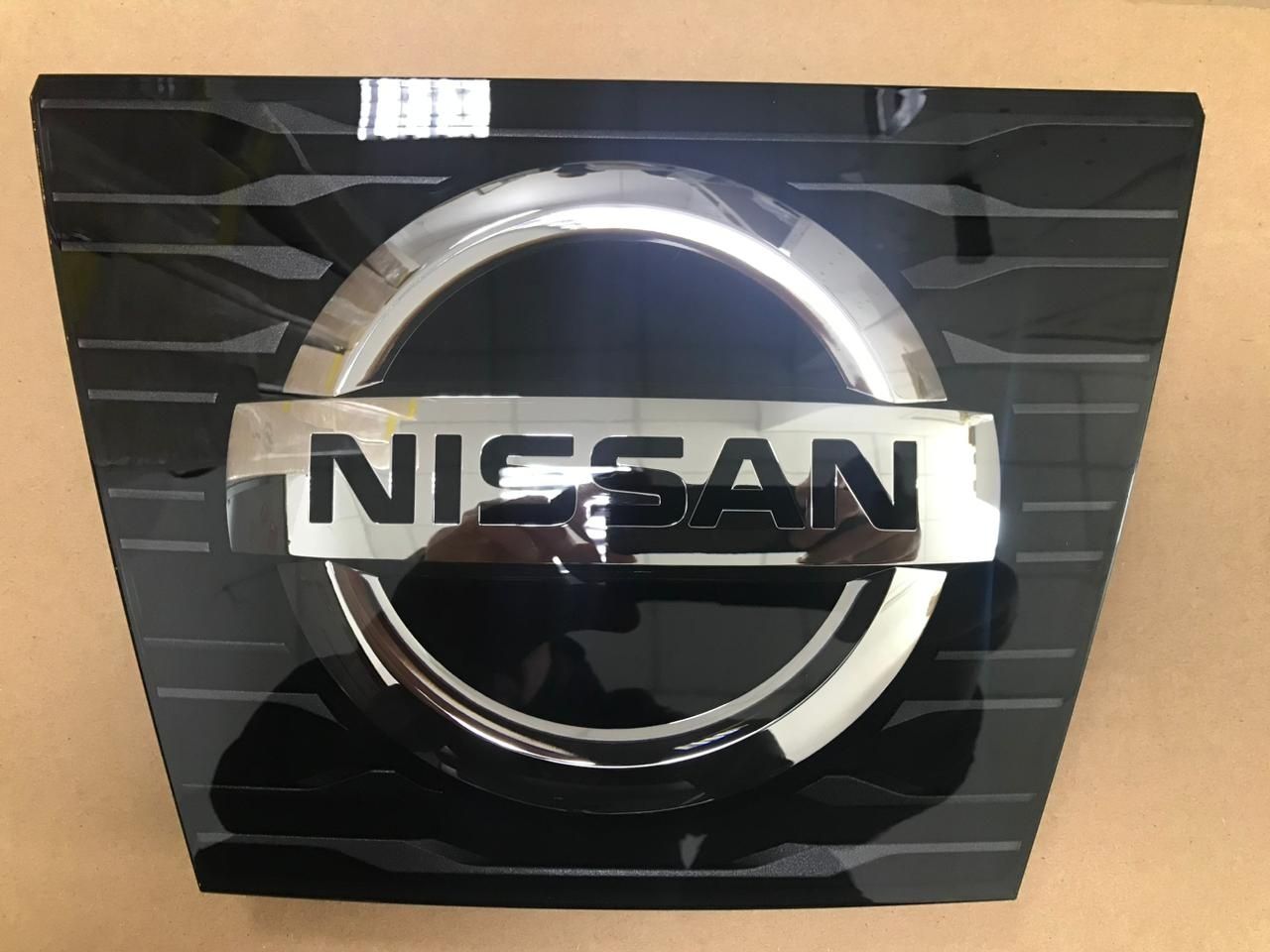 Чайка Nissan rogue молдинг глянец Nissan rogue 2017 2018 2019 2020