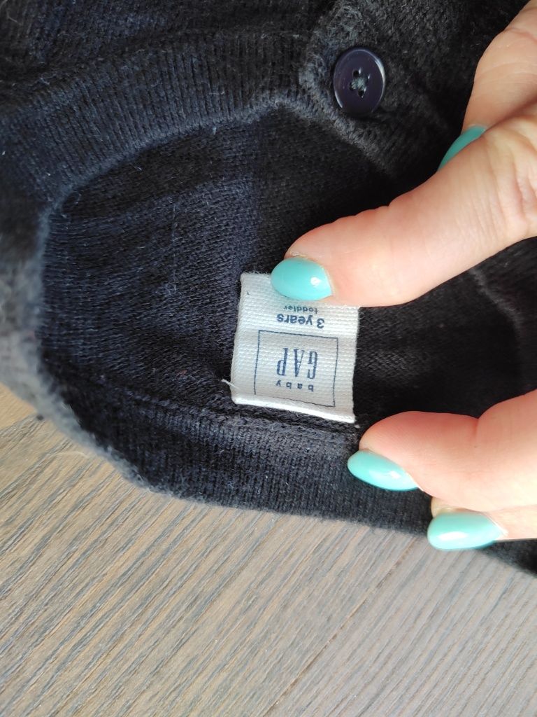 Rewelacyjny, elegancki sweterek dla dziewczynki GAP, rpzmiar 98
