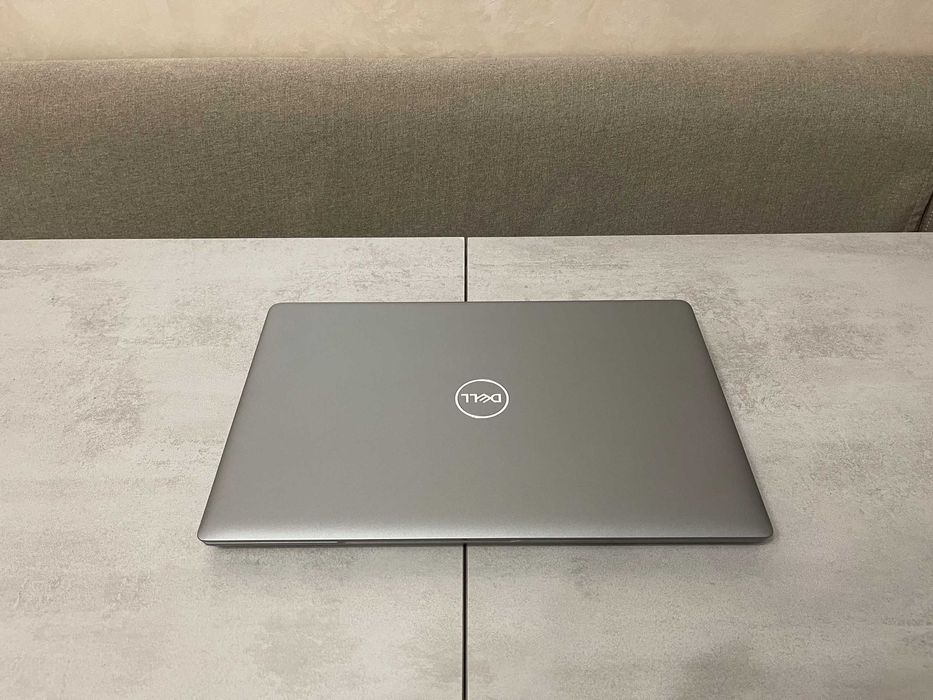 Ноутбук Dell Latitude 5550, 15,6" FHD IPS, i5-125U, 16GB DDR5, 256GB