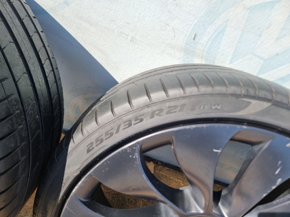 Tesla MY M3  performance диски 275/35 r21 255/35 різноширокі